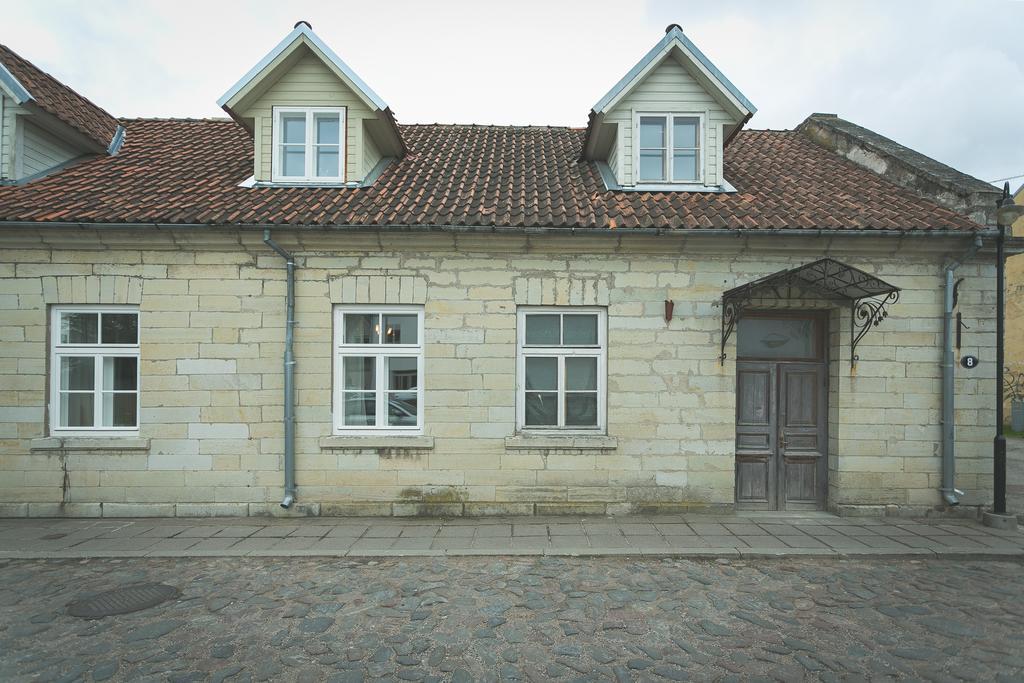 Arina Guest Apartment Куресааре Стая снимка